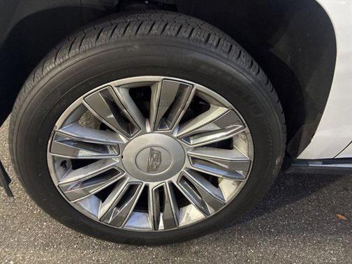 2017 Cadillac Escalade Platinum