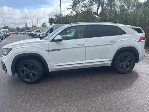 2021 Volkswagen Atlas Cross Sport 3.6L V6 SE w/Technology R-Line