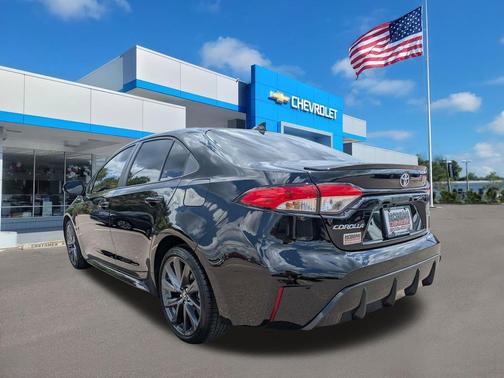 Midnight Black Metallic 2025 Toyota Corolla SE
