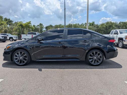 Midnight Black Metallic 2025 Toyota Corolla SE