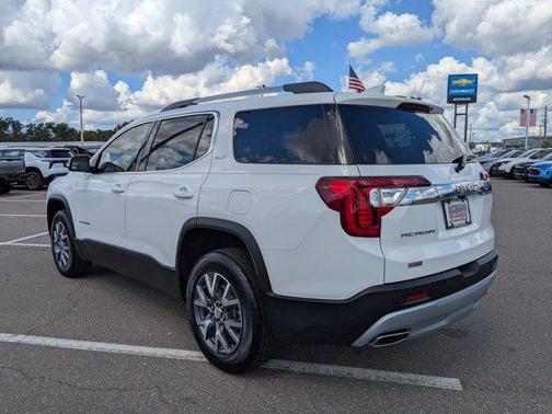 2023 GMC Acadia FWD SLT