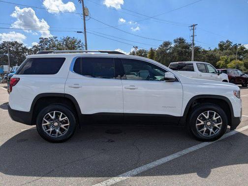 2023 GMC Acadia FWD SLT