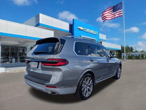2024 BMW X7 xDrive40i
