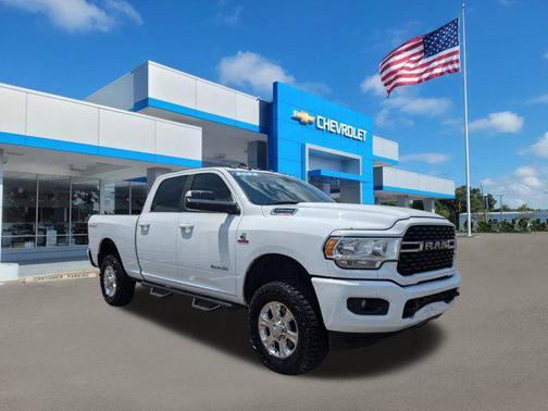 2022 RAM 2500 Big Horn Crew Cab 4x4 6'4' Box