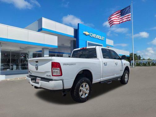 2022 RAM 2500 Big Horn Crew Cab 4x4 6'4' Box