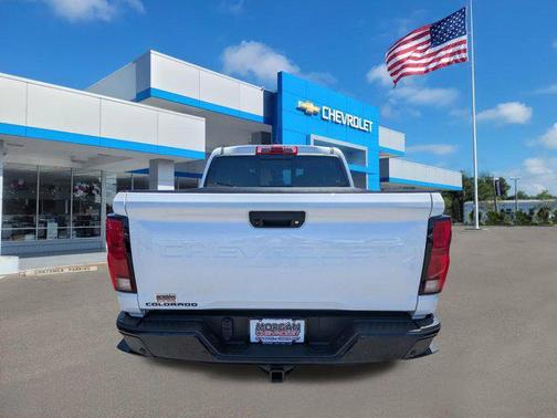 Summit White 2025 Chevrolet Colorado Z71