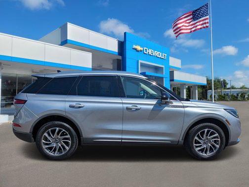 2021 Lincoln Corsair Standard