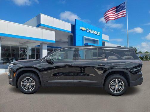 2024 Chevrolet Traverse LS