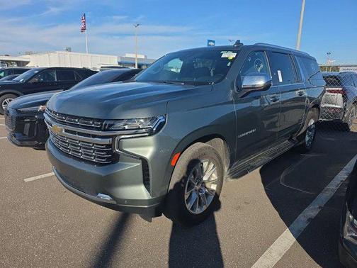 2023 Chevrolet Suburban Premier