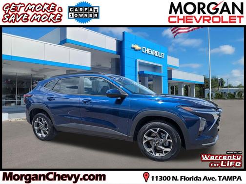 Blue Glow Metallic 2024 Chevrolet Trax LT