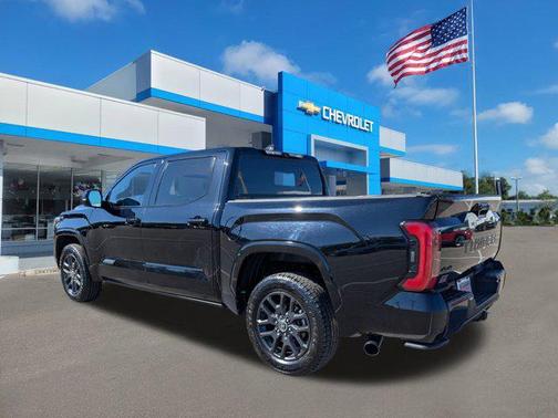 2023 Toyota Tundra Platinum