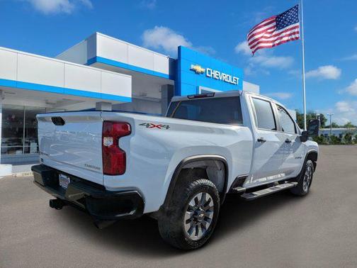 2024 Chevrolet Silverado 2500 Custom