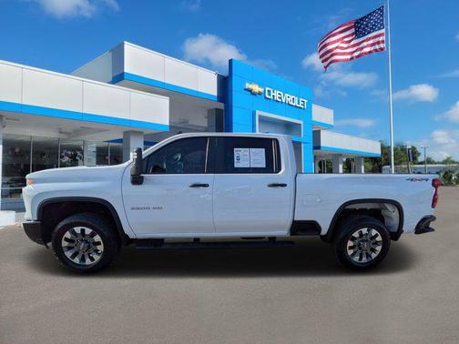 2024 Chevrolet Silverado 2500 Custom