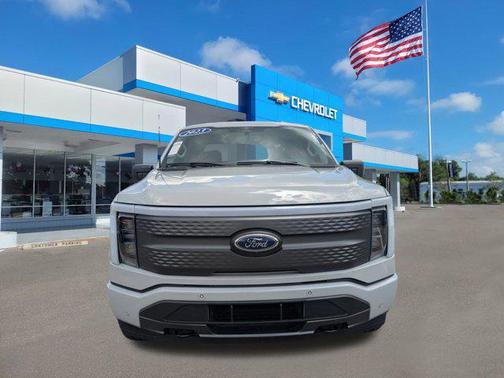 2023 Ford F-150 Lightning XLT