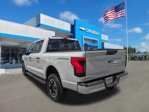2023 Ford F-150 Lightning XLT