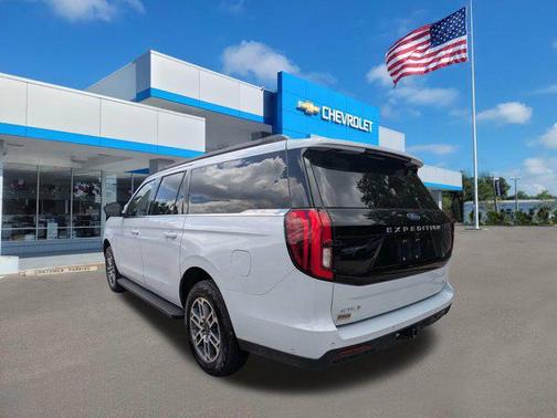 Silver Metallic 2025 Ford Expedition Max Active 4x4