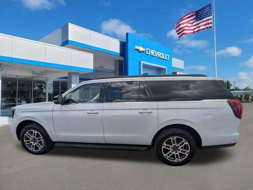 Silver Metallic 2025 Ford Expedition Max Active 4x4