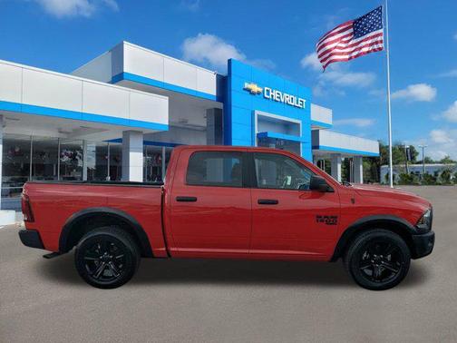 2024 RAM 1500 Classic Warlock Crew Cab 4x2 5'7' Box