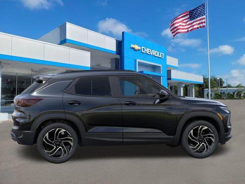 Mosaic Black Metallic 2026 Chevrolet Trailblazer RS