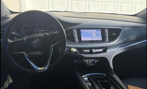 2023 Buick Enclave Essence FWD