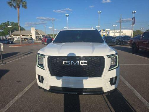 Summit White 2021 GMC Yukon XL SLT