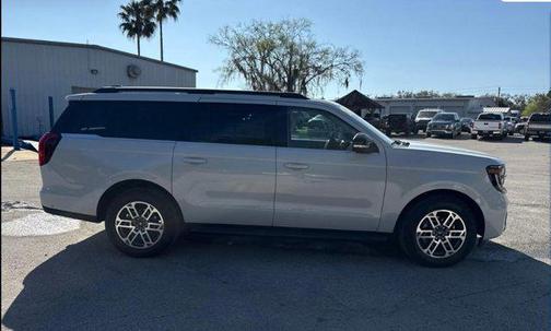 2025 Ford Expedition Max Active 4x4