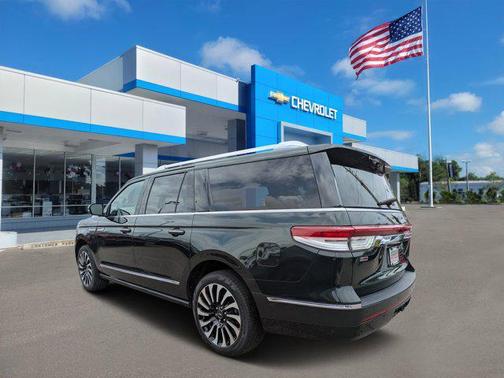 2022 Lincoln Navigator Black Label