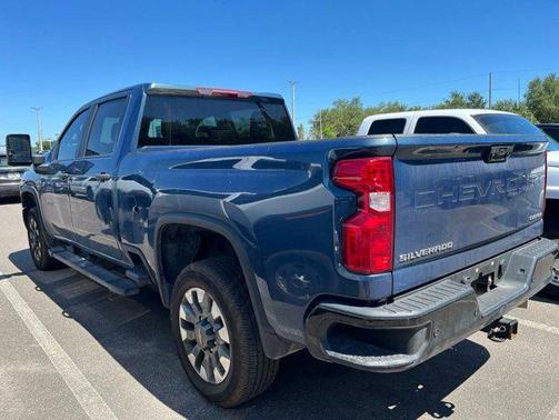 Lakeshore Blue Metallic 2024 Chevrolet Silverado 2500 Custom