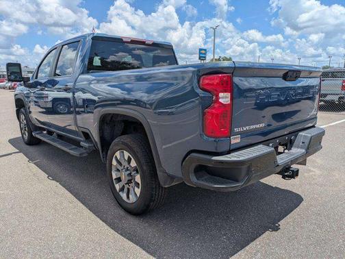 Lakeshore Blue Metallic 2024 Chevrolet Silverado 2500 Custom