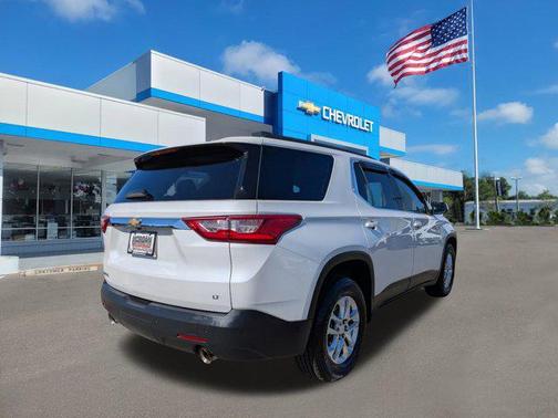 2020 Chevrolet Traverse LT Cloth