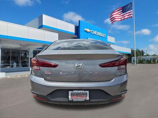Machine Gray 2019 Hyundai ELANTRA SE