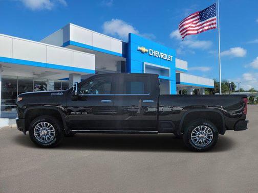 2022 Chevrolet Silverado 2500 High Country