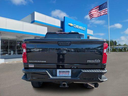 2022 Chevrolet Silverado 2500 High Country