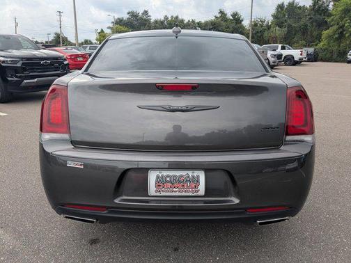 2023 Chrysler 300 Touring