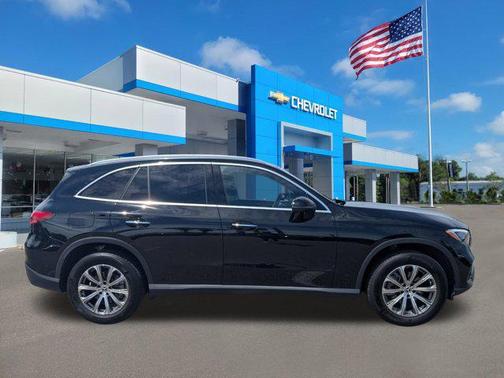 2024 Mercedes-Benz GLC 300 4MATIC