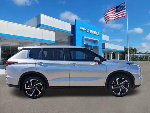 2022 Mitsubishi Outlander ES 2.5 2WD