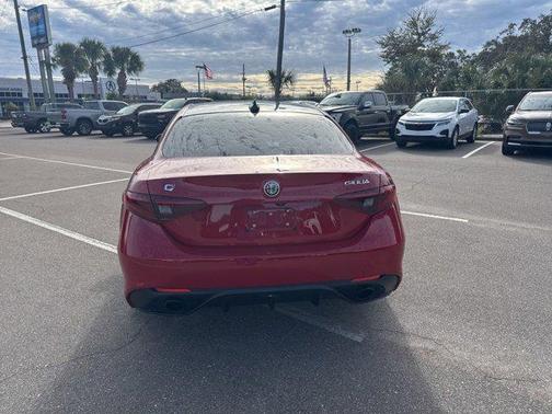 2022 Alfa Romeo Giulia Ti