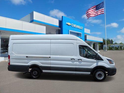 2022 Ford Transit-250 Base
