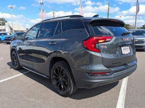 2021 GMC Terrain SLT