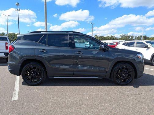 2021 GMC Terrain SLT