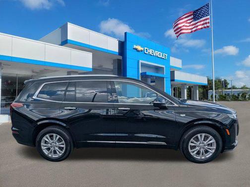 2024 Cadillac XT6 Luxury FWD