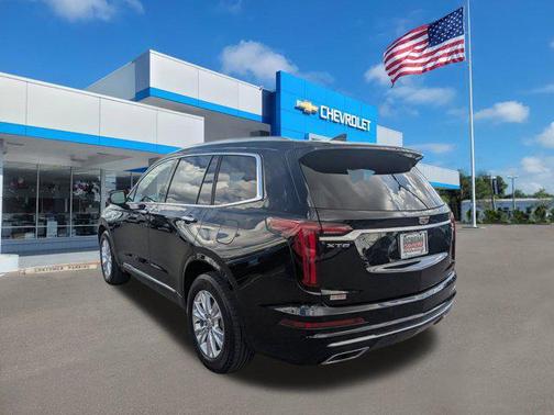 2024 Cadillac XT6 Luxury FWD