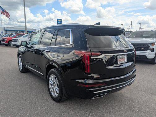 2024 Cadillac XT6 Luxury FWD