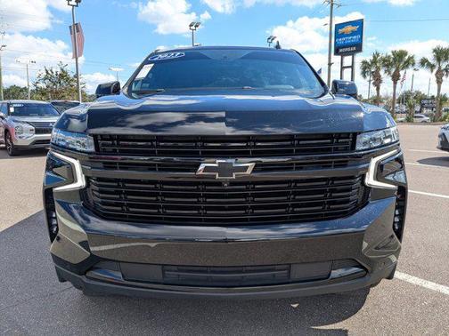 2023 Chevrolet Suburban RST