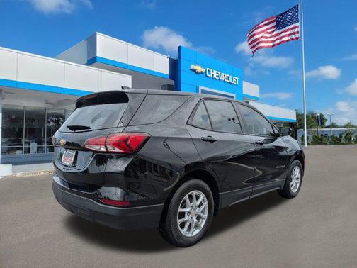 2023 Chevrolet Equinox LS
