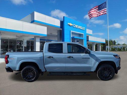 2025 Chevrolet Colorado WT