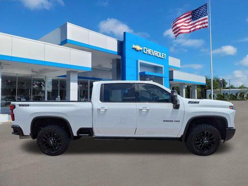 Summit White 2025 Chevrolet Silverado 2500 LTZ