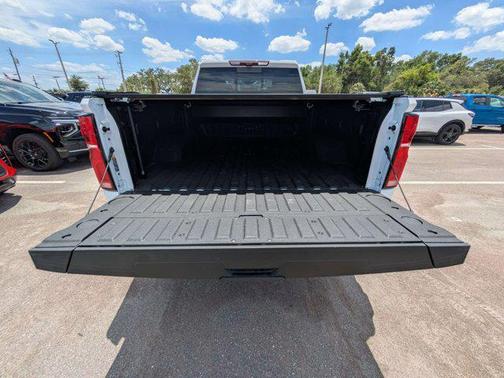 Summit White 2025 Chevrolet Silverado 2500 LTZ