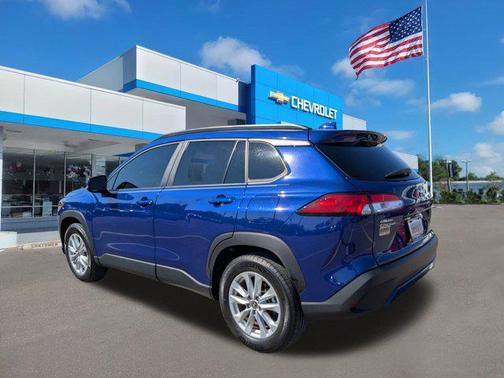 2023 Toyota Corolla Cross LE