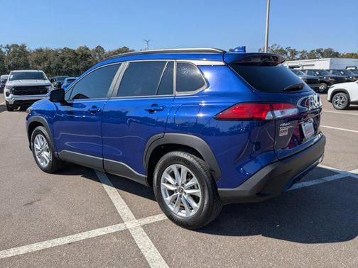 2023 Toyota Corolla Cross LE